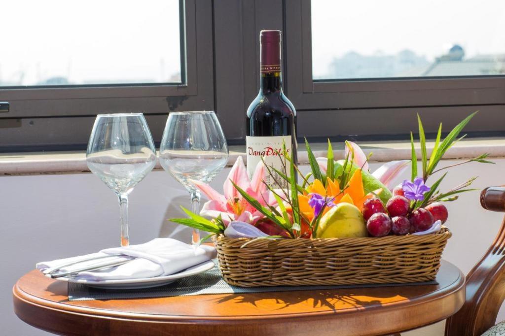 Ha Long New Day Hotel Экстерьер фото
