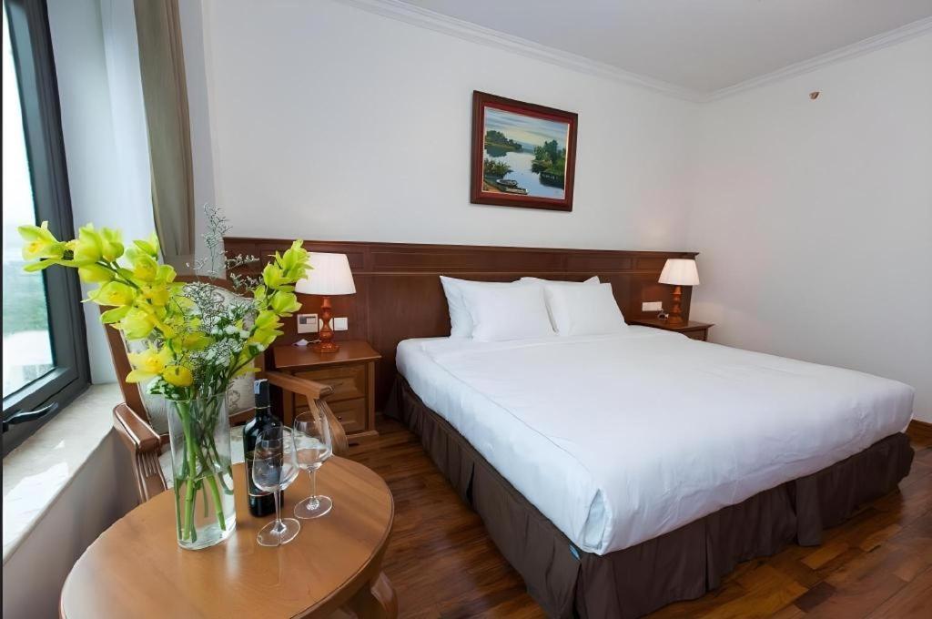 Ha Long New Day Hotel Экстерьер фото